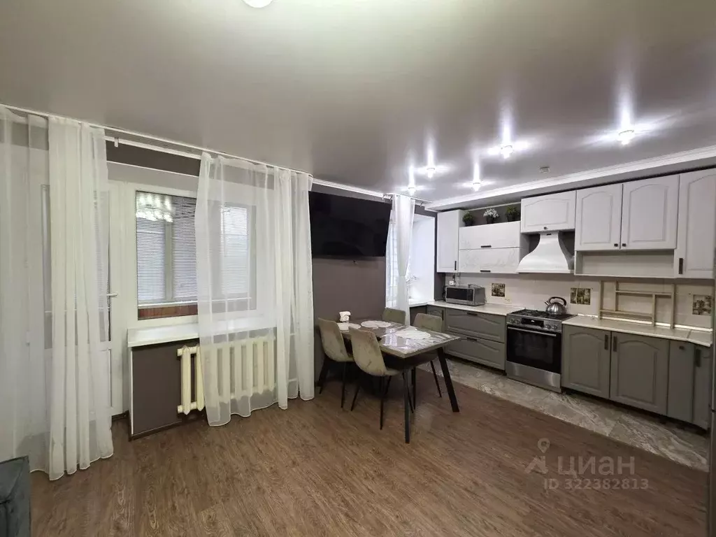 3-к кв. Оренбургская область, Орск пос. Вокзальный, ул. Светлая, 59А ... - Фото 1