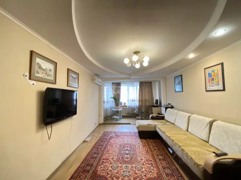 3-к кв. Тюменская область, Тюмень ул. Малыгина, 8 (95.9 м) - Фото 0