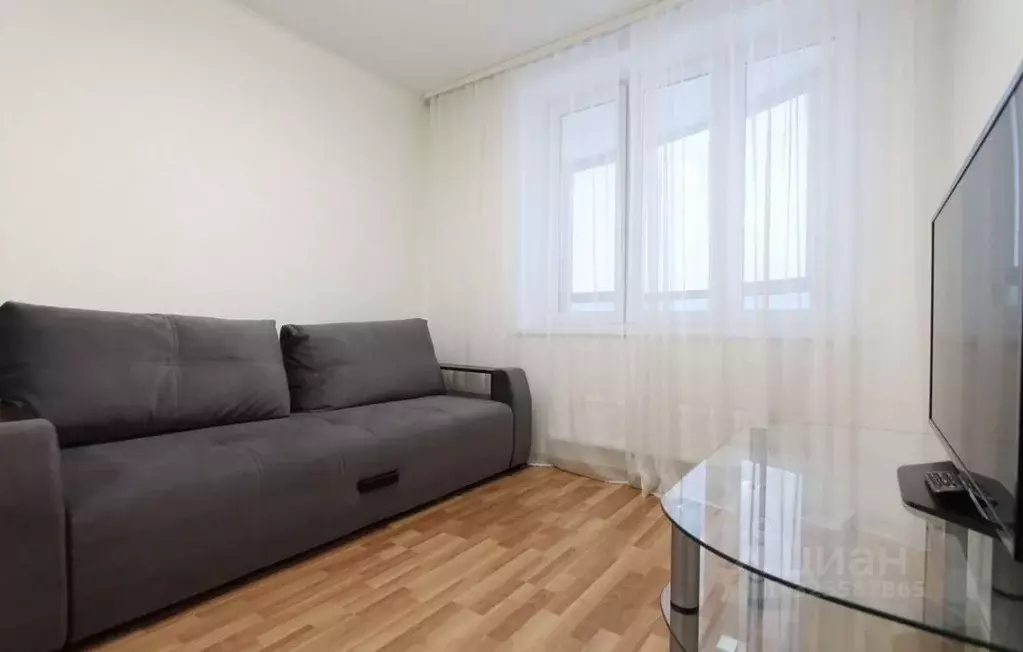 1-к кв. Свердловская область, Екатеринбург пер. Переходный, 9 (45.0 м) - Фото 1