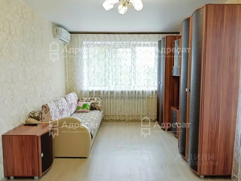 1-к кв. Волгоградская область, Волгоград пос. ГЭС, ул. Героев Шипки, ... - Фото 0