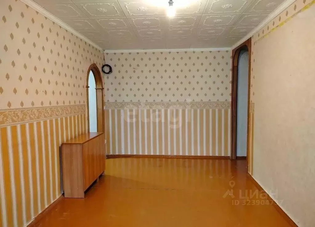 3-к кв. Белгородская область, Губкин ул. Фрунзе, 17 (53.8 м) - Фото 1