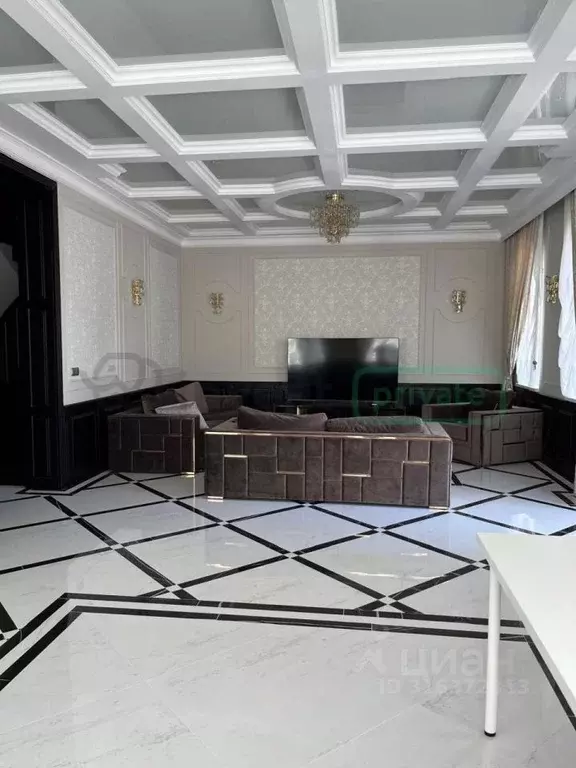 Дом в Калининградская область, Калининград Бассейная ул. (360 м) - Фото 0