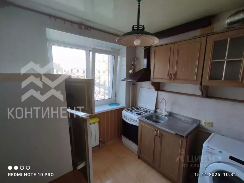 2-к кв. Крым, Черноморское пгт ул. Кирова, 45 (41.4 м) - Фото 1