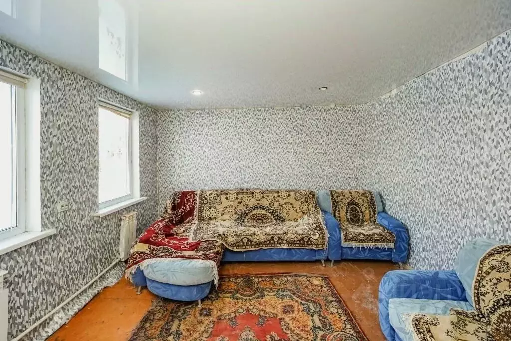 Дом в Омская область, Омск ул. 30-я Северная (80 м) - Фото 1