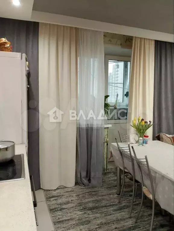 3-к. квартира, 61 м, 3/16 эт. - Фото 0