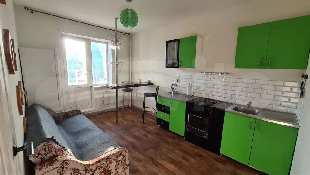 1-к. квартира, 43 м, 8/10 эт. - Фото 0