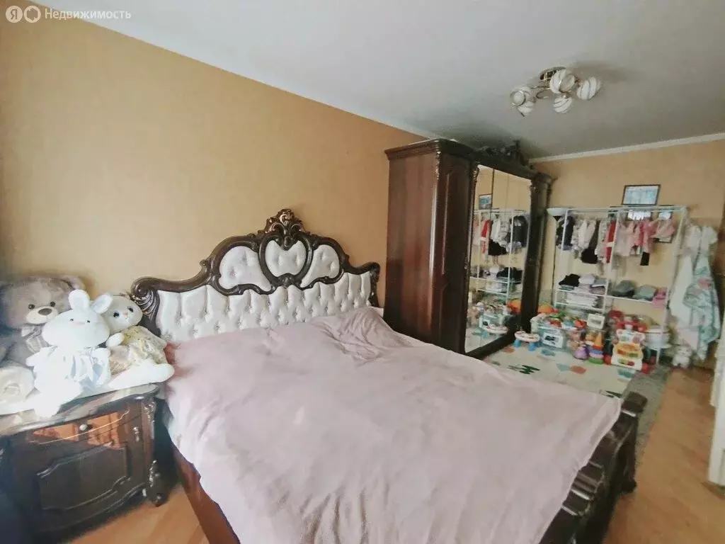 3-комнатная квартира: Армавир, улица Ефремова, 83 (70 м) - Фото 1