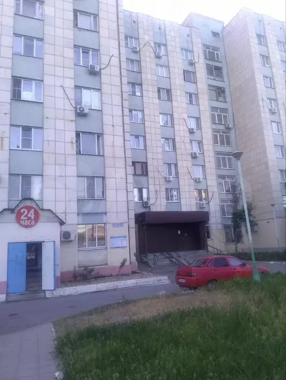 Комната 15 м в 6-к., 8/10 эт. - Фото 0