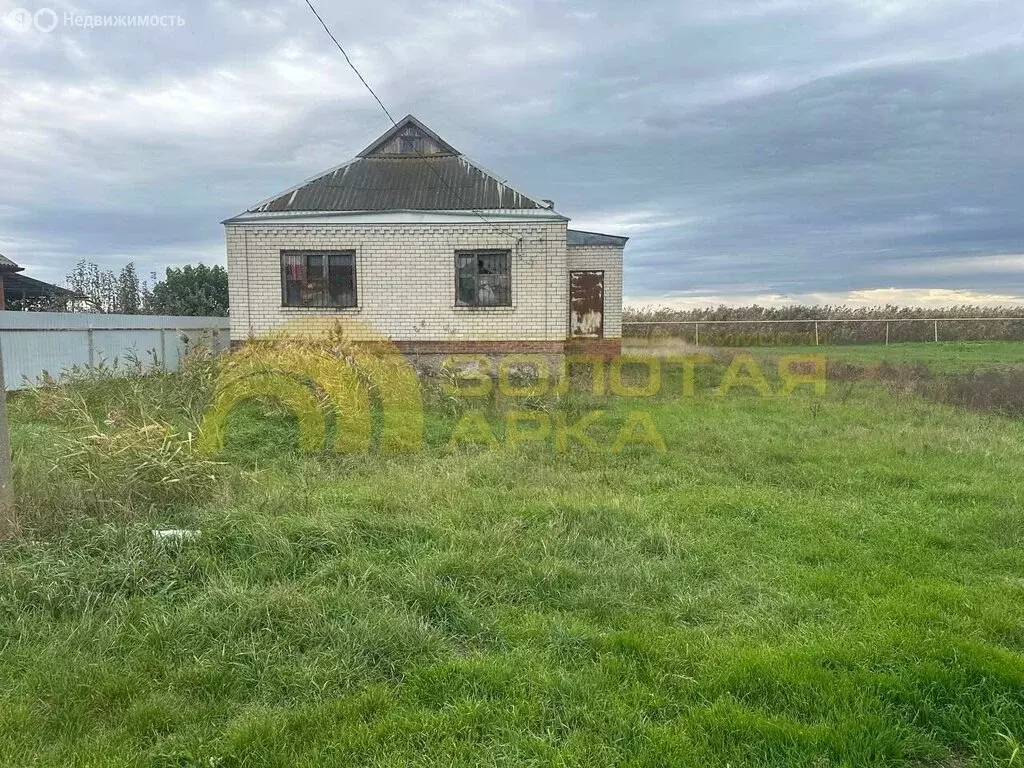 Дом в Полтавская, Лиманная улица (100 м) - Фото 1