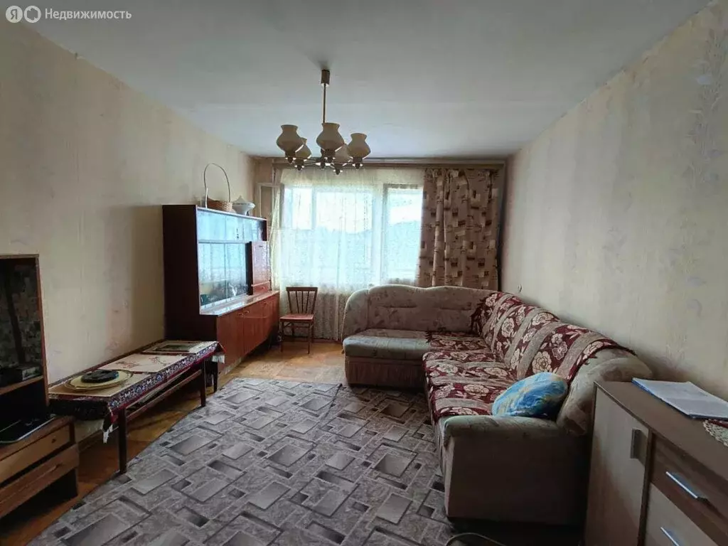 3-комнатная квартира: Нижние Серги, улица Розы Люксембург, 88 (59.2 м) - Фото 0