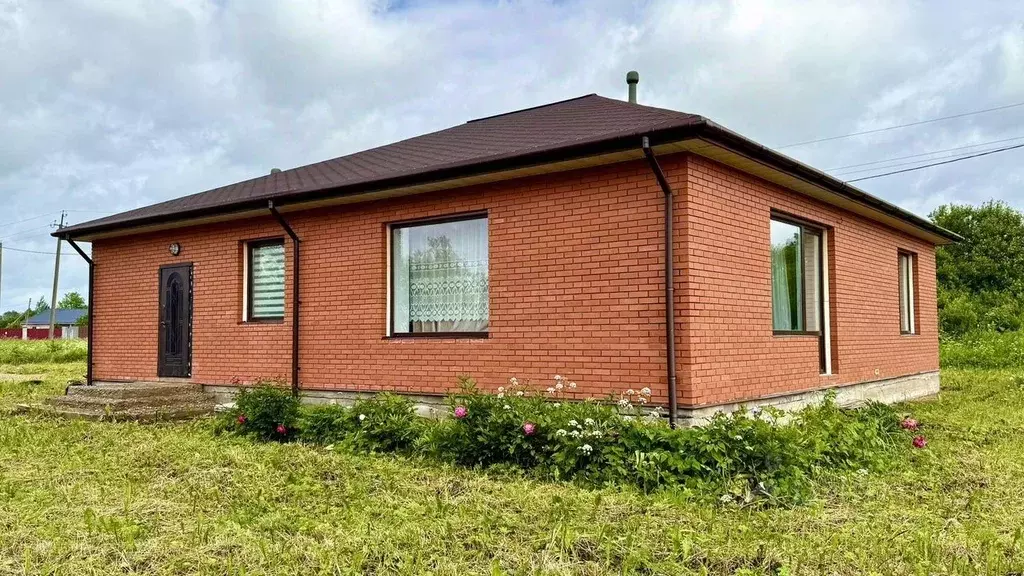 Дом в Ленинградская область, Кингисеппский район, Опольевское с/пос, ... - Фото 1