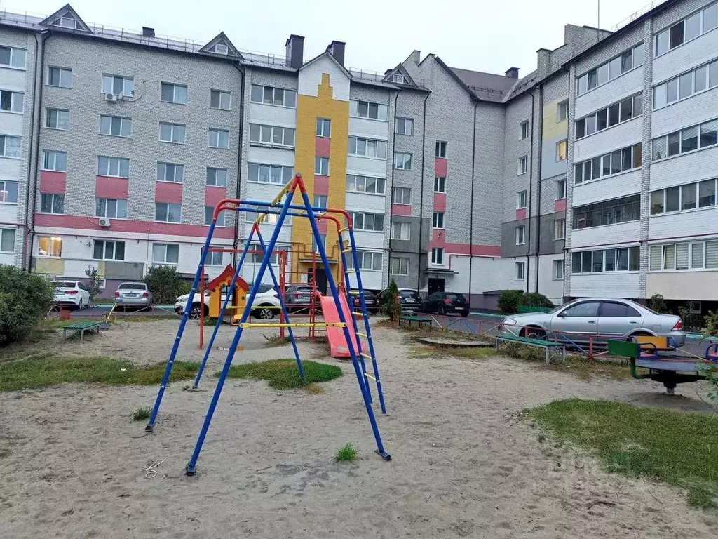 3-к кв. Брянская область, Брянск Народная ул., 8 (63.0 м) - Фото 0