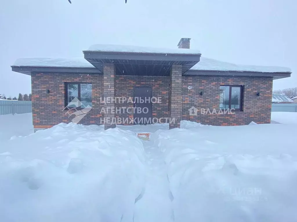 Дом в Рязанская область, Рязанский район, Вышгородское с/пос, с. ... - Фото 2