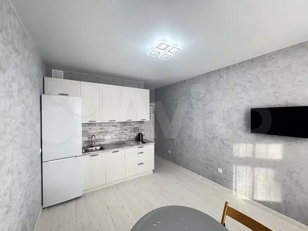 1-к. квартира, 50 м, 4/24 эт. - Фото 0