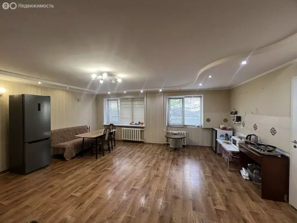 2-комнатная квартира: Симферополь, улица Беспалова, 31А (65.8 м) - Фото 1