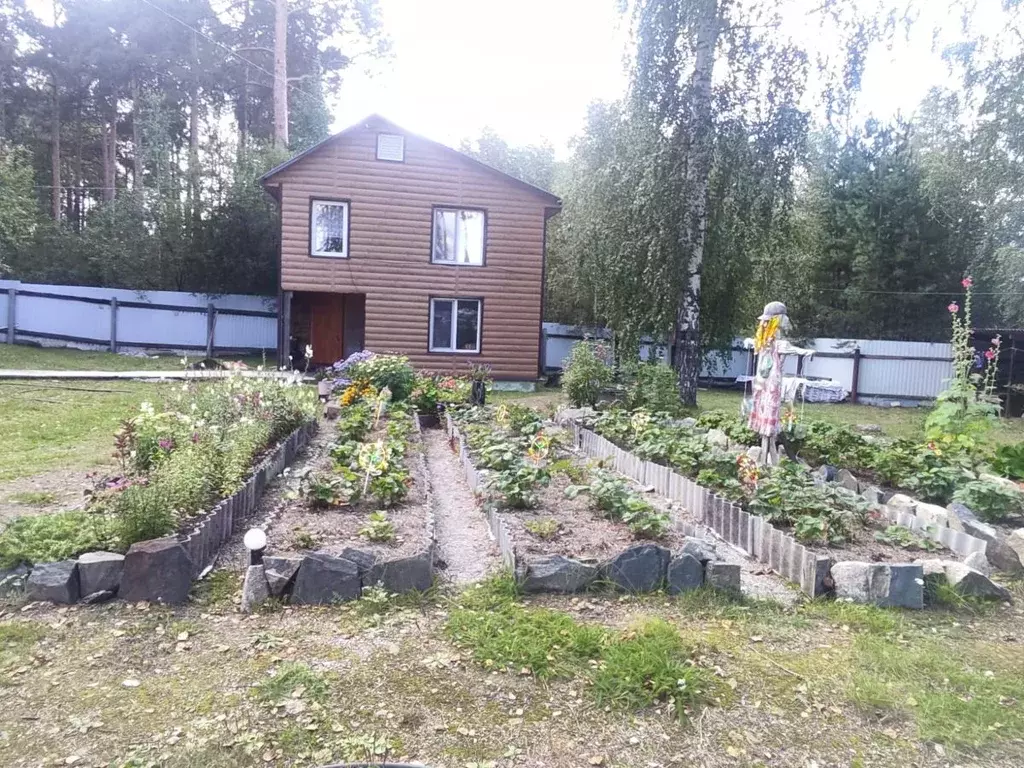 Дом в Свердловская область, Верхняя Пышма городской округ, пос. ... - Фото 0