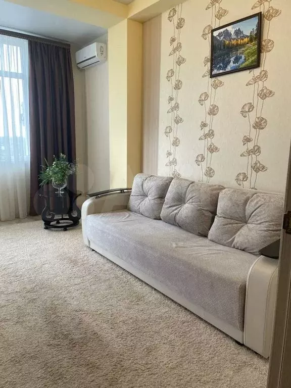 1-к. квартира, 42 м, 5/5 эт. - Фото 1