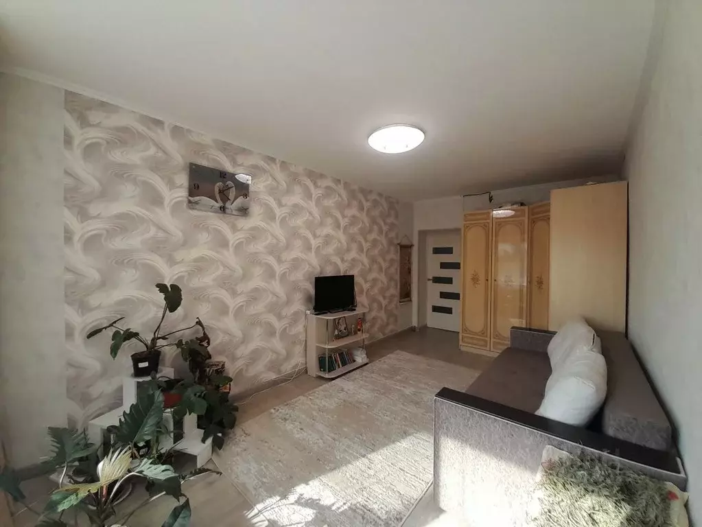 2-к кв. Курганская область, Курган ул. Сухэ-Батора, 14 (47.8 м) - Фото 1