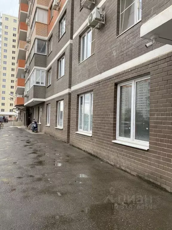 Помещение свободного назначения в Краснодарский край, Краснодар просп. ... - Фото 0