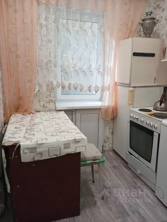 1-к кв. Саратовская область, Саратов Гвардейская ул., 3 (27.0 м) - Фото 0