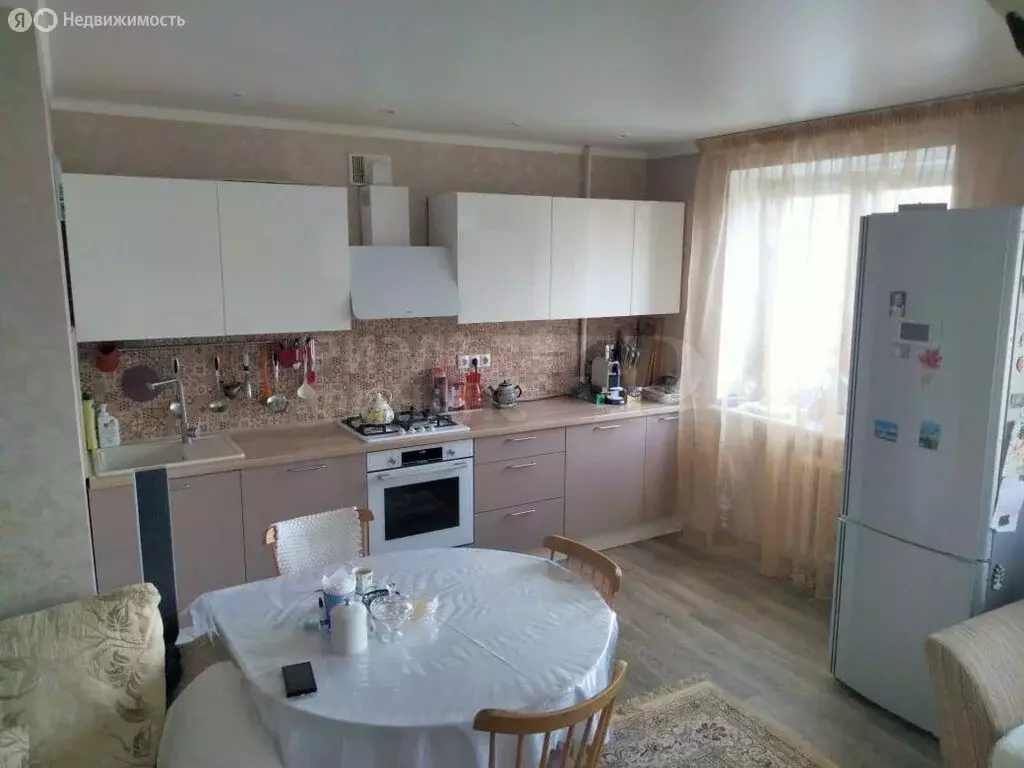 3-комнатная квартира: Калининград, переулок Потёмкина, 5 (75 м) - Фото 0