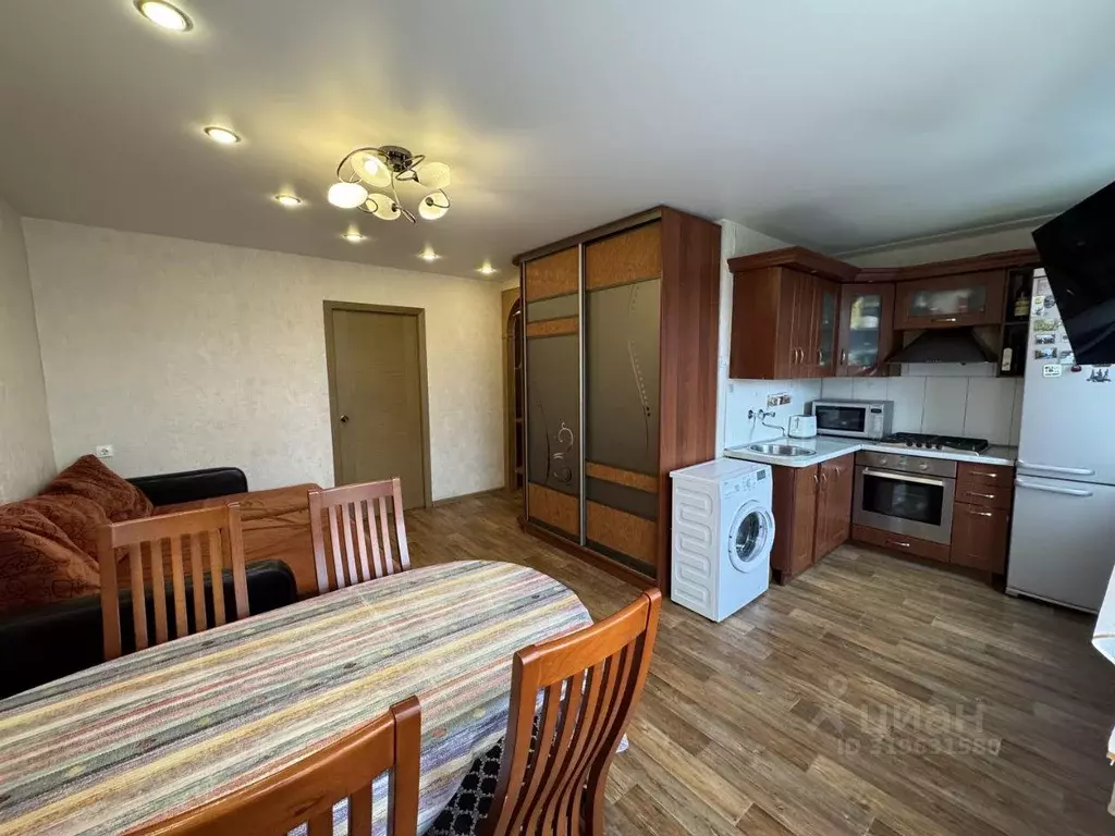 Квартира, 4 комнаты, 49.4 м - Фото 0