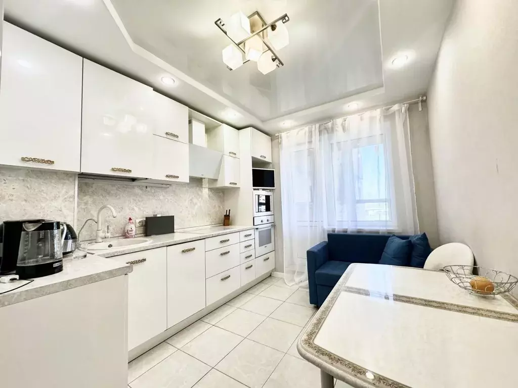 2-к кв. Санкт-Петербург дор. Кушелевская, 7к3 (60.0 м) - Фото 0