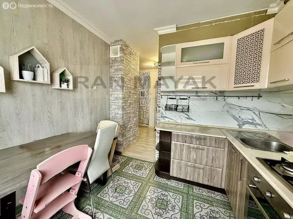 2-комнатная квартира: Майкоп, улица 8 Марта, 22 (51.6 м) - Фото 1