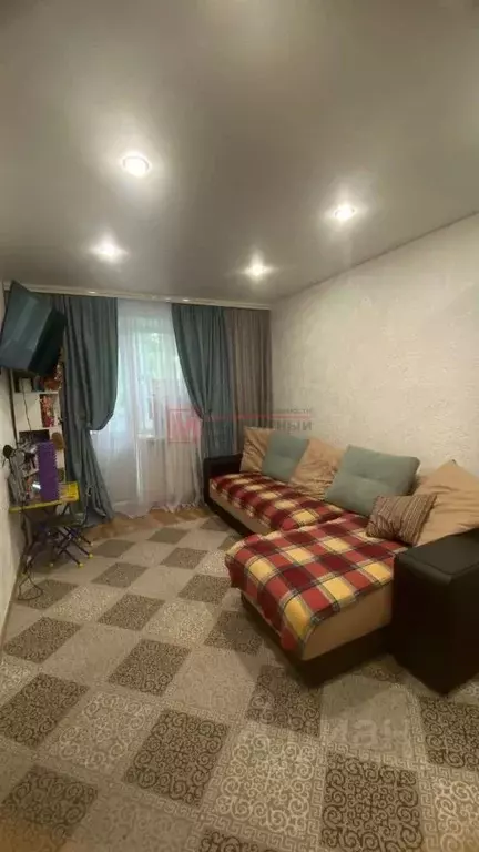 1-к кв. Белгородская область, Губкин ул. Фрунзе, 7 (30.0 м) - Фото 0