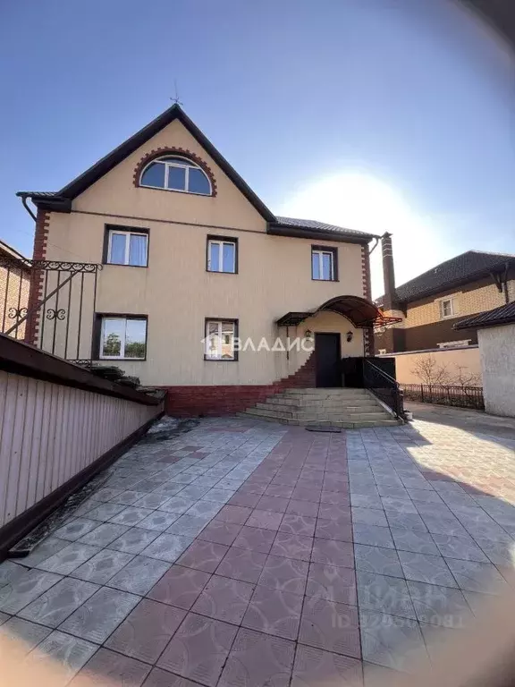 Дом в Бурятия, Улан-Удэ Гвардейская ул., 30 (268 м) - Фото 2