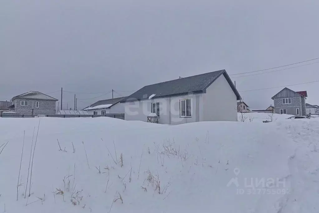 Дом в Сахалинская область, Южно-Сахалинск городской округ, с. ... - Фото 1