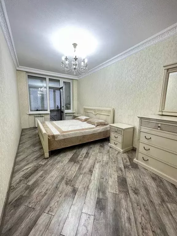 2-к. квартира, 70 м, 4/7 эт. - Фото 1