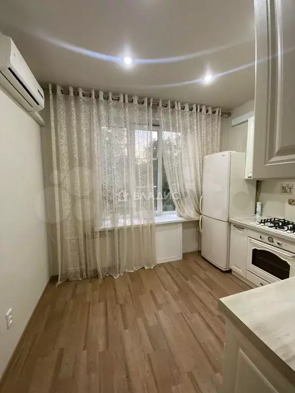 1-к. квартира, 36 м, 3/3 эт. - Фото 1