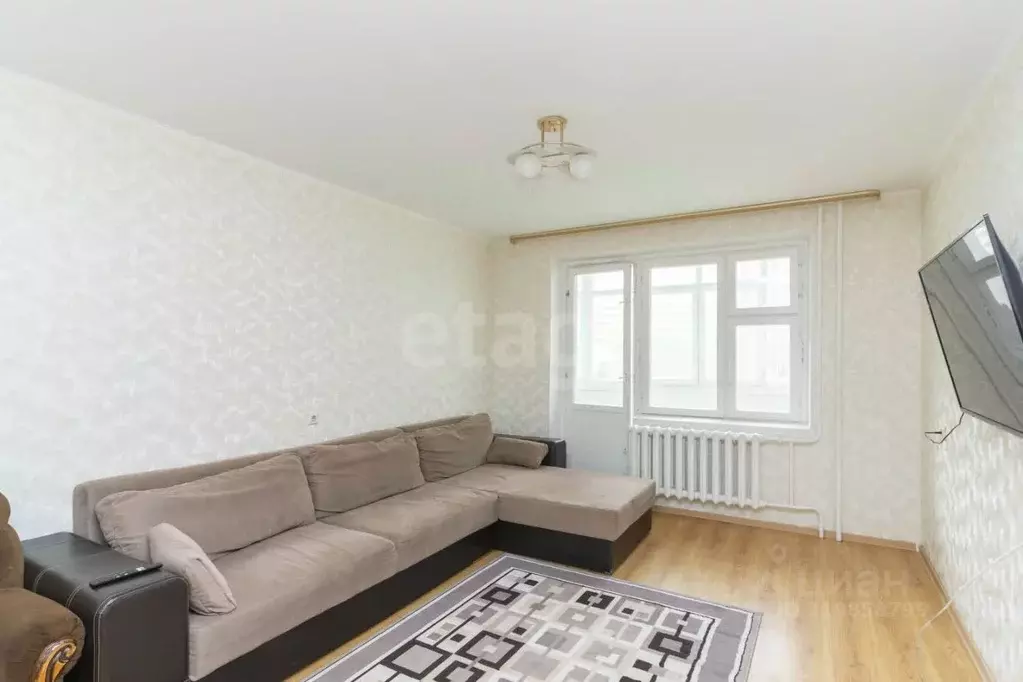 2-к кв. Тюменская область, Тюмень ул. Пермякова, 71к1 (64.4 м) - Фото 0