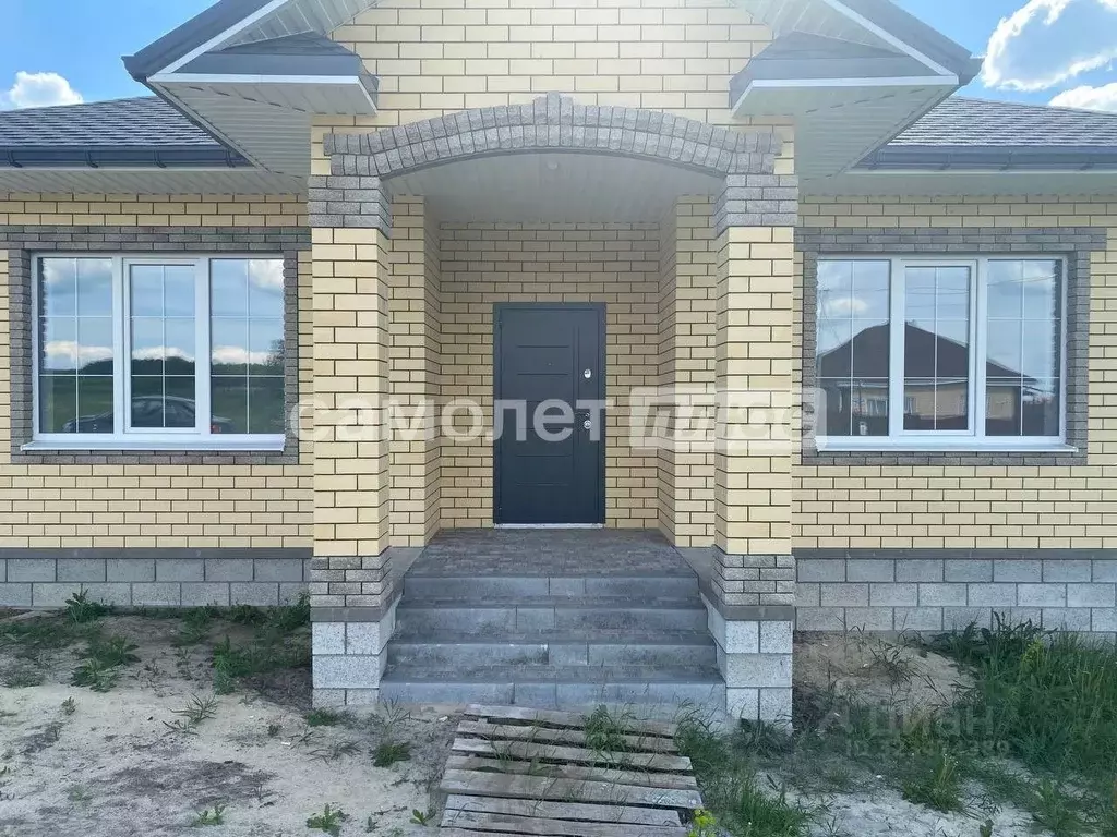 Дом в Белгородская область, Белгородский район, Разумное рп ул. ... - Фото 1