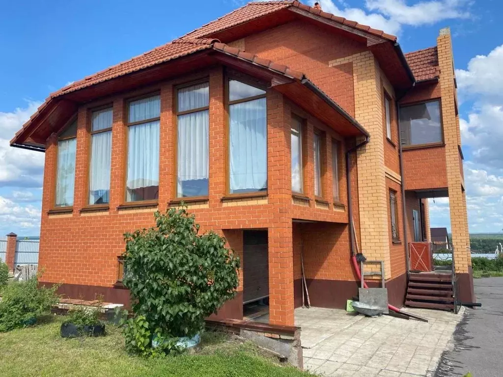 Коттедж в Пензенская область, с. Бессоновка ул. Мира, 25А (321 м) - Фото 0