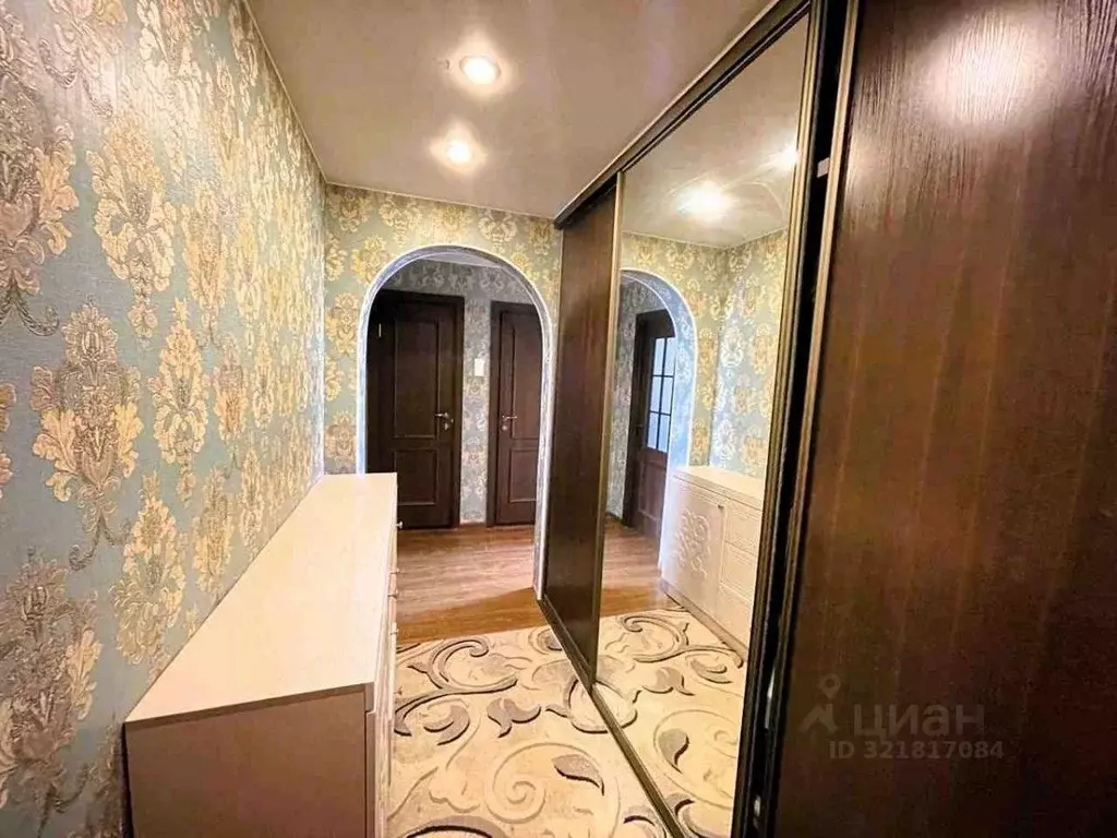 2-к кв. Ленинградская область, Ломоносовский район, Большая Ижора пгт ... - Фото 1