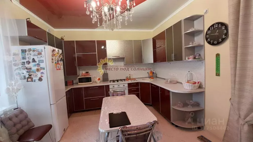Дом в Краснодарский край, Ейск Мичуринский пер. (124 м) - Фото 1