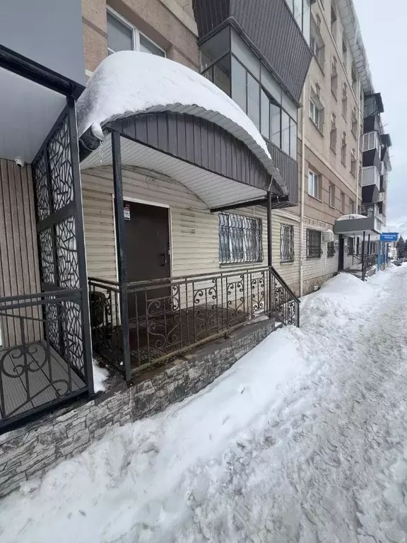 Помещение свободного назначения в Татарстан, Альметьевск ул. Ризы ... - Фото 1