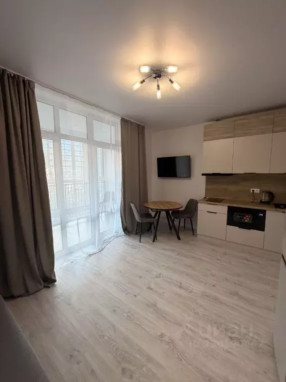 Студия Краснодарский край, Краснодар ул. Адмирала Макарова, 5 (29.0 м) - Фото 1