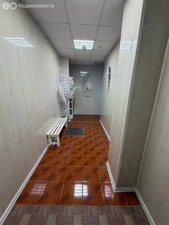 Помещение свободного назначения (68 м) - Фото 1