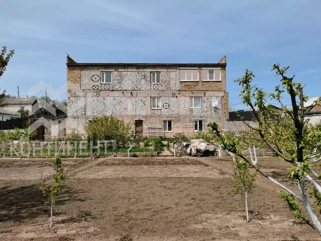 Дом в Крым, Черноморское пгт ул. Садовая, 38А (435 м) - Фото 0