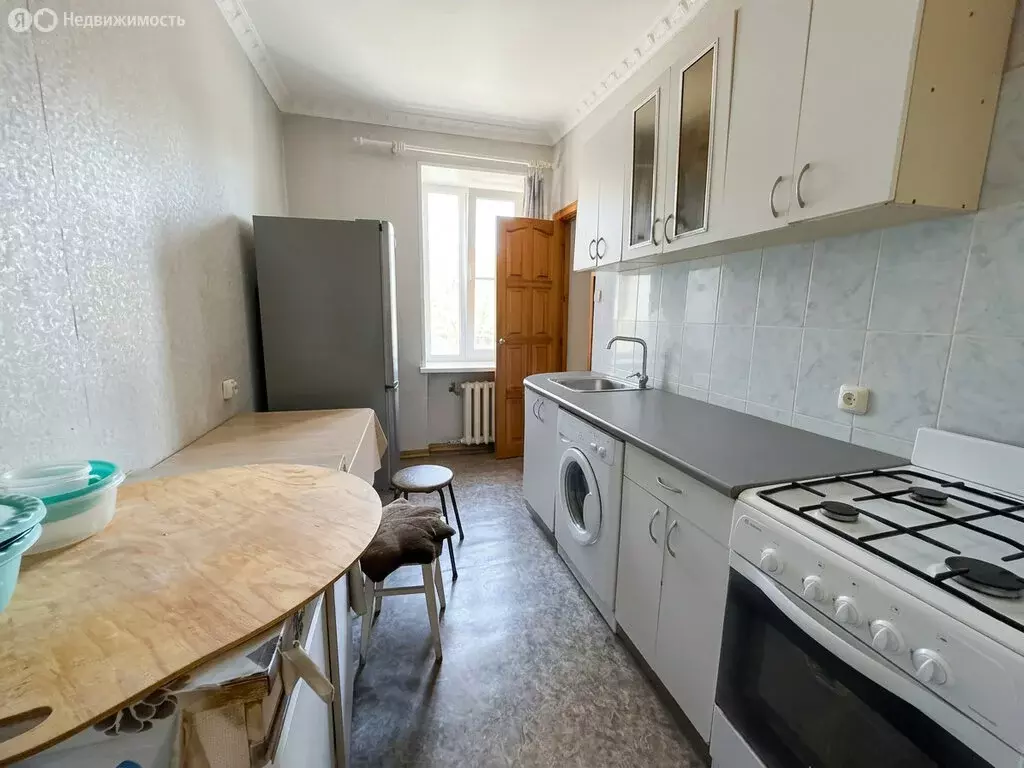 3-комнатная квартира: Волгоград, улица 95-й Гвардейской Дивизии, 4 ... - Фото 1