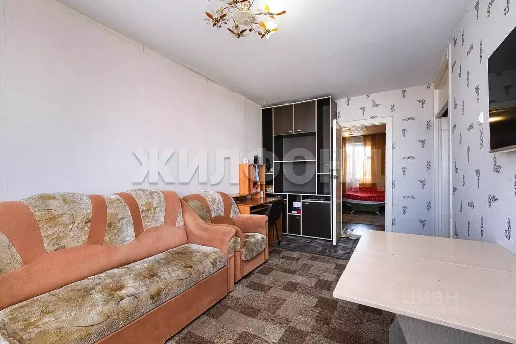 3-к кв. Новосибирская область, Новосибирск ул. Доватора, 17 (59.2 м) - Фото 1
