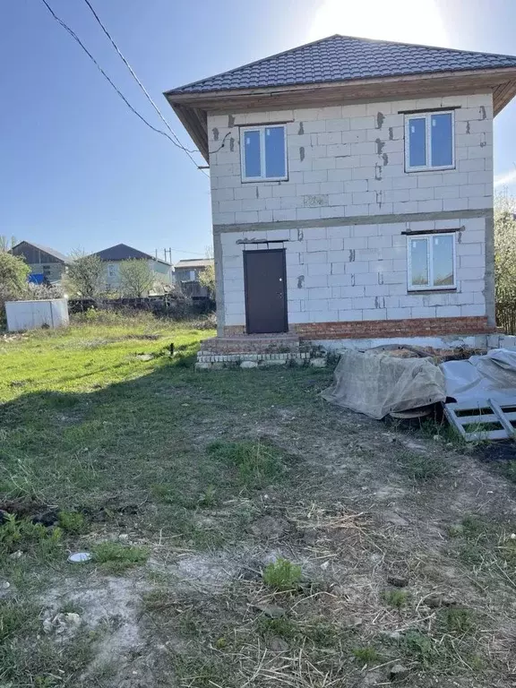Дом в Саратовская область, Саратов проезд 5-й Лагерный (104 м) - Фото 0