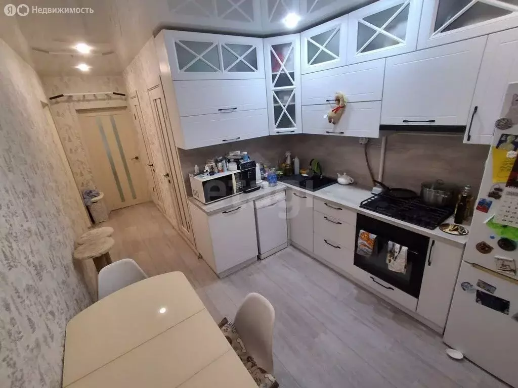 3-комнатная квартира: Миасс, улица Готвальда, 31 (66.1 м) - Фото 1