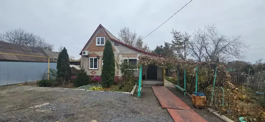 Дом в Ростовская область, Зверево ул. Кирова (67 м) - Фото 1