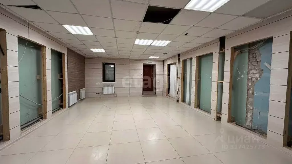 Офис в Воронежская область, Нововоронеж Октябрьская ул., 6 (100 м) - Фото 1