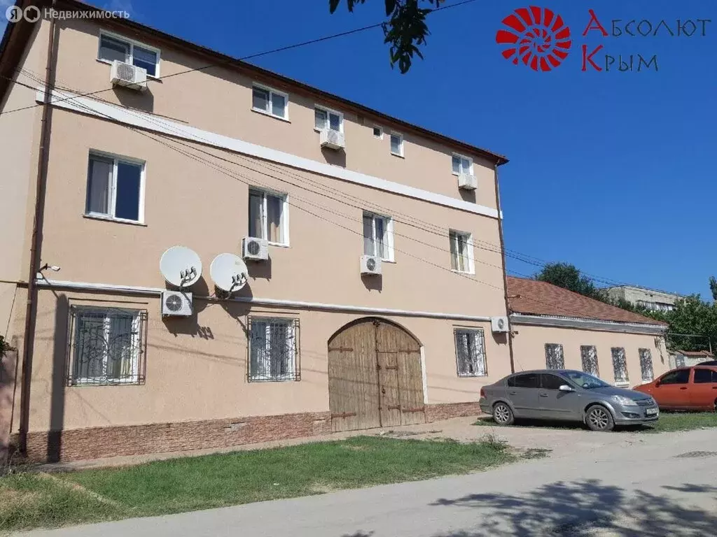 Дом в Феодосия, улица Чернышевского, 8 (898 м) - Фото 0