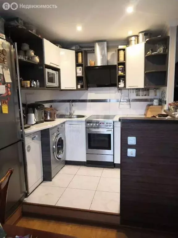 3-комнатная квартира: Улан-Удэ, улица Антонова, 12 (61 м) - Фото 2